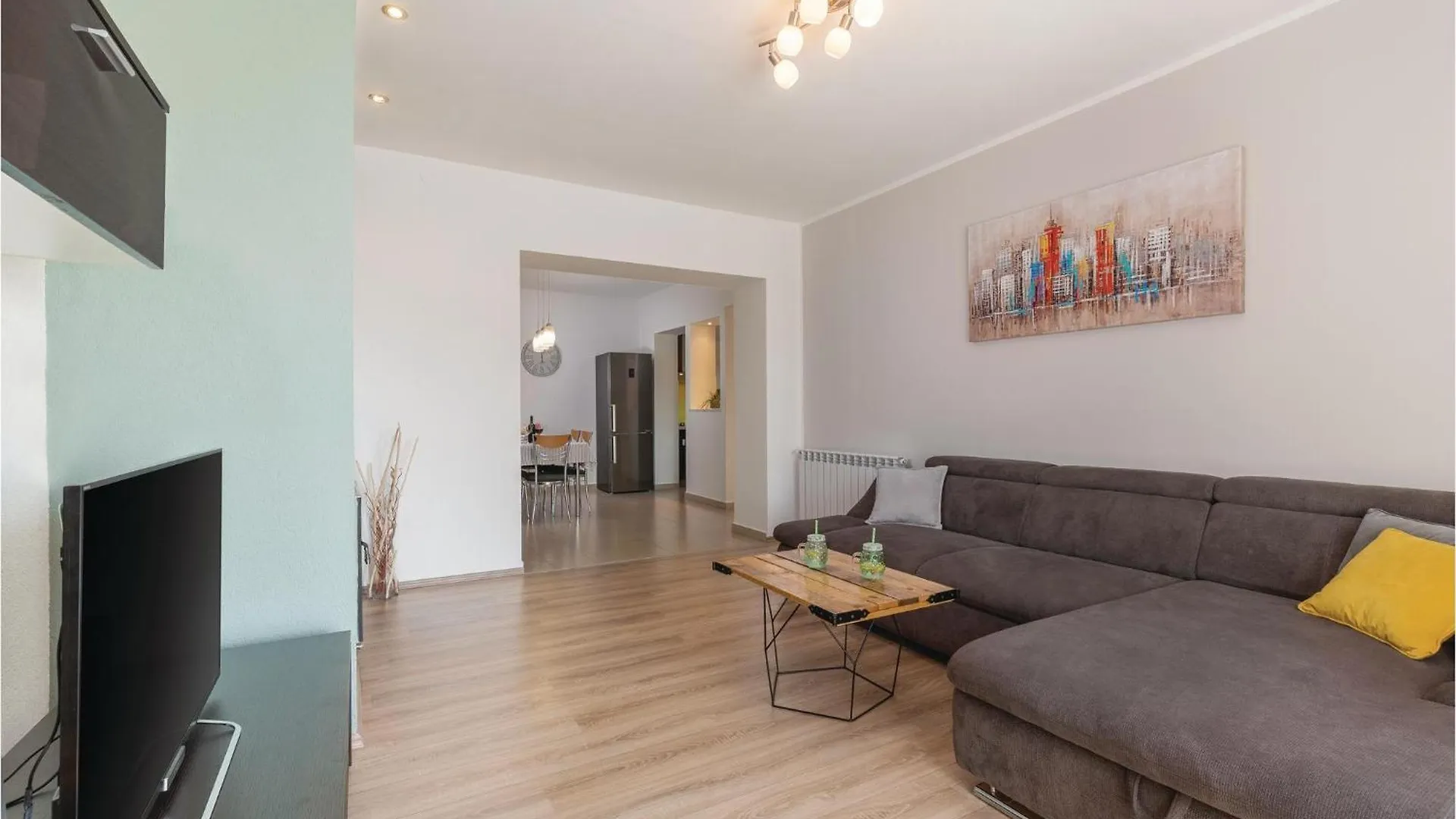 Stunning Apartment In Rabac With Kitchen 0*,