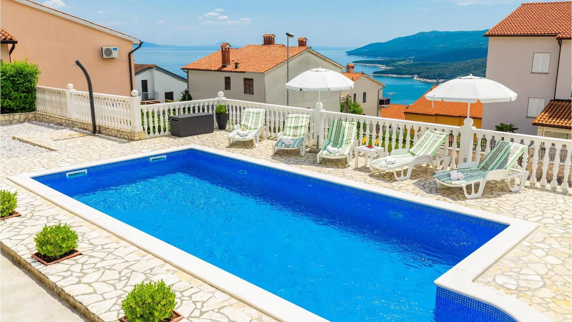 Holiday home Stunning Apartment In Rabac With Kitchen