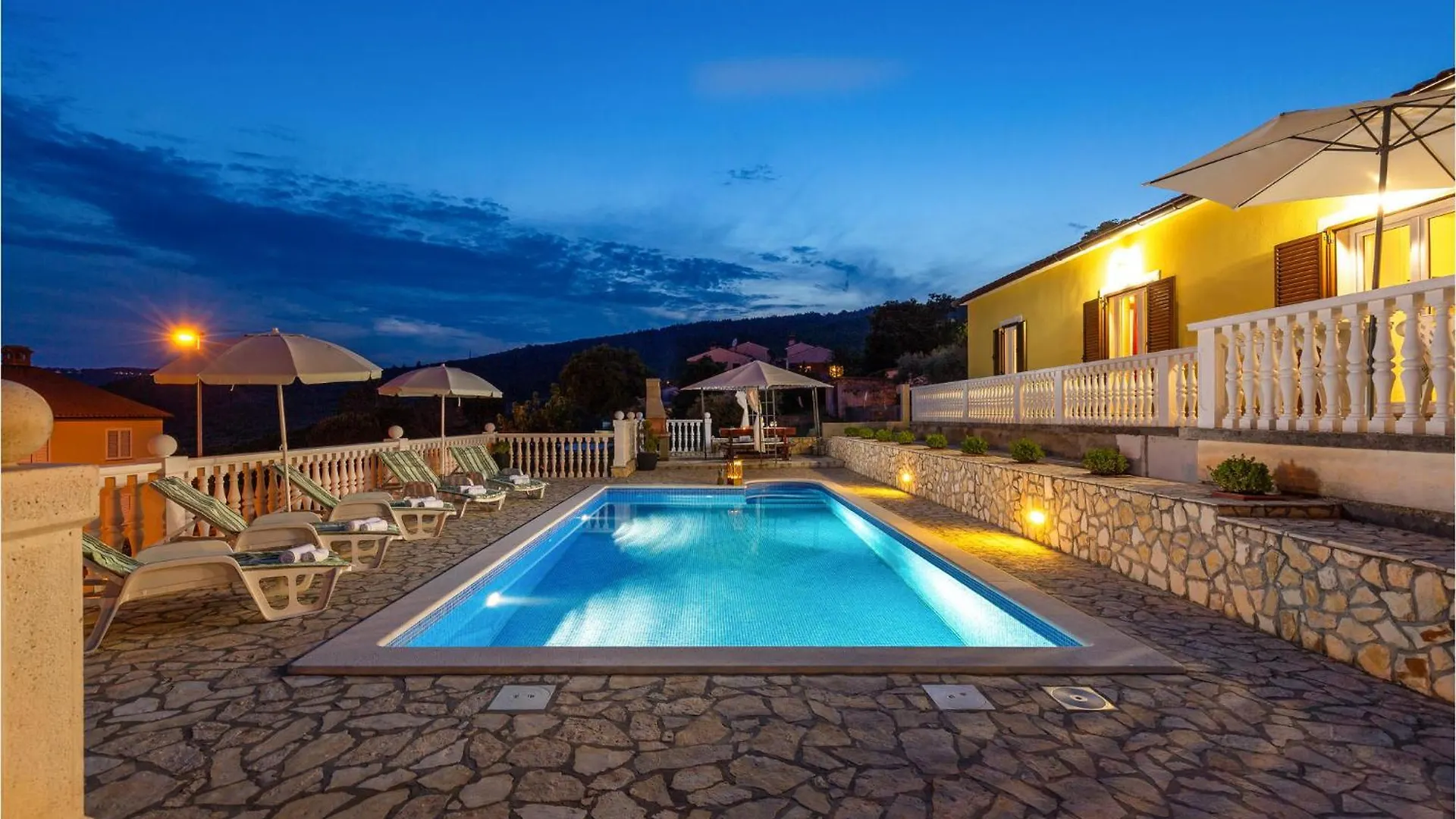 Holiday home Stunning Apartment In Rabac With Kitchen